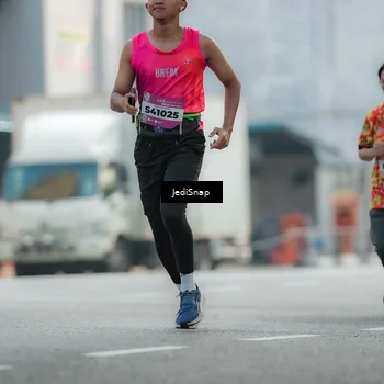 Runner Photo 5903212
