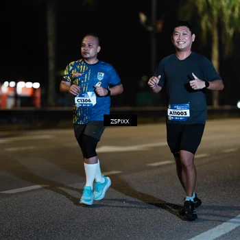 Runner Photo 5903213