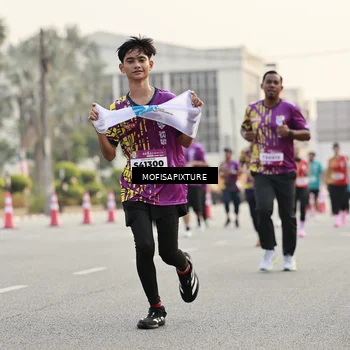 Runner Photo 5903236