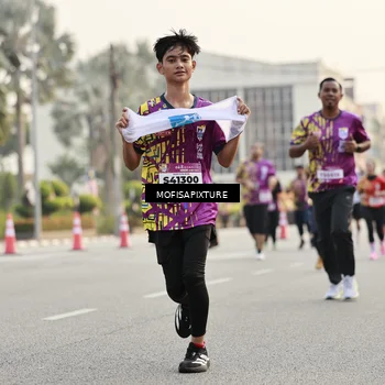 Runner Photo 5903245