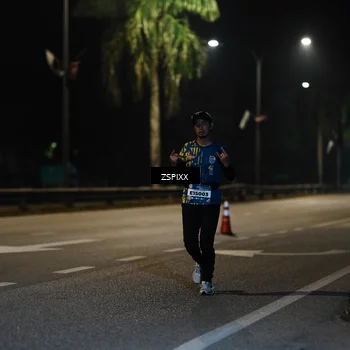 Runner Photo 5903263