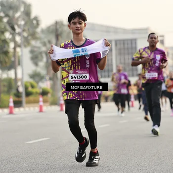 Runner Photo 5903270