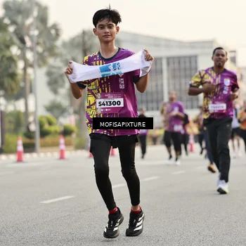 Runner Photo 5903290