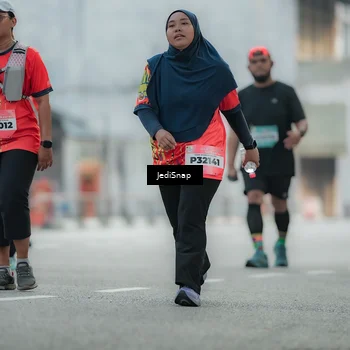 Runner Photo 5903294