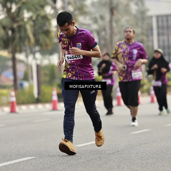 Runner Photo 5903299