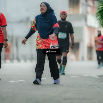 Runner Photo 5903305