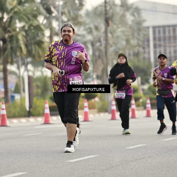 Runner Photo 5903312