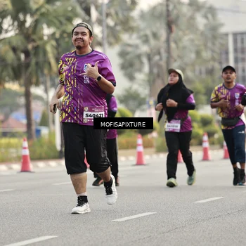 Runner Photo 5903323