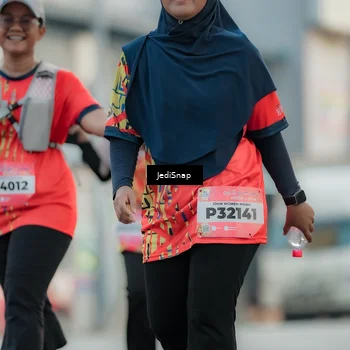 Runner Photo 5903325