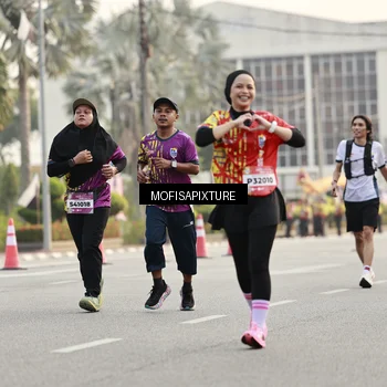 Runner Photo 5903337