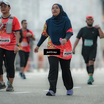 Runner Photo 5903340