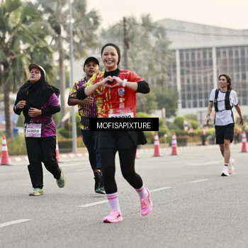 Runner Photo 5903357