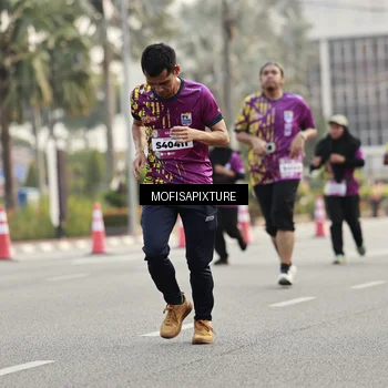 Runner Photo 5903362