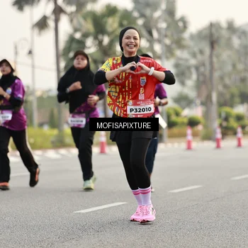 Runner Photo 5903370