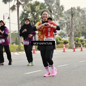 Runner Photo 5903374