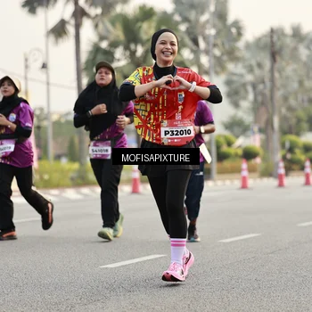 Runner Photo 5903375