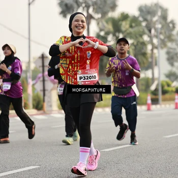 Runner Photo 5903387