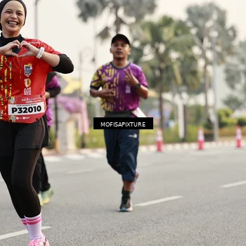 Runner Photo 5903415