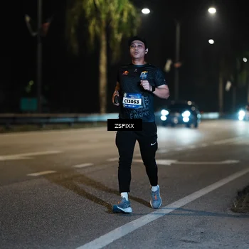 Runner Photo 5903435