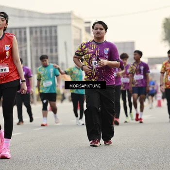 Runner Photo 5903438