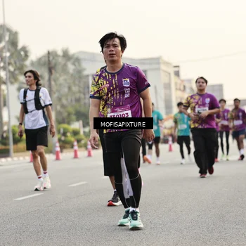Runner Photo 5903442
