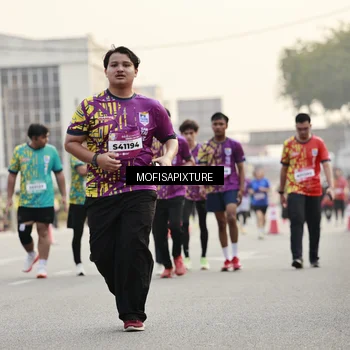 Runner Photo 5903447