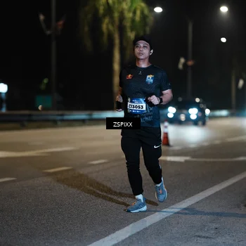 Runner Photo 5903453