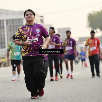 Runner Photo 5903471