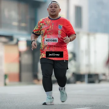 Runner Photo 5903472
