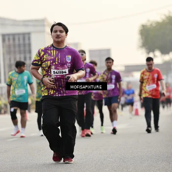 Runner Photo 5903475