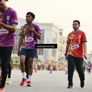 Runner Photo 5903485