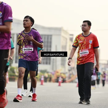 Runner Photo 5903492