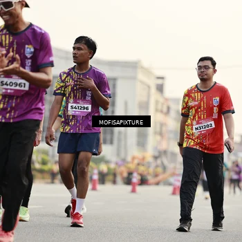 Runner Photo 5903496