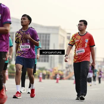 Runner Photo 5903497