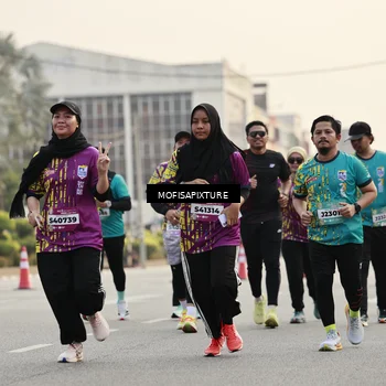 Runner Photo 5903542