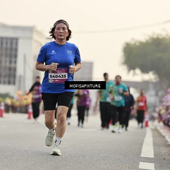 Runner Photo 5903543