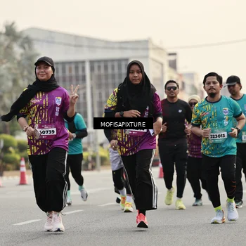 Runner Photo 5903545
