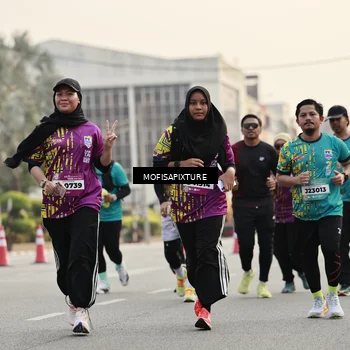 Runner Photo 5903546