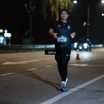 Runner Photo 5903554