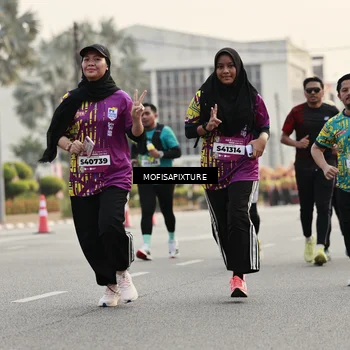 Runner Photo 5903555