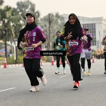 Runner Photo 5903582