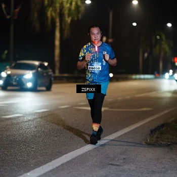 Runner Photo 5903585