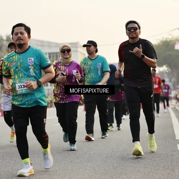 Runner Photo 5903594