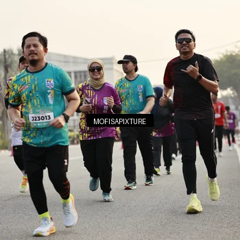 Runner Photo 5903595