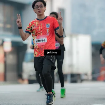 Runner Photo 5903602