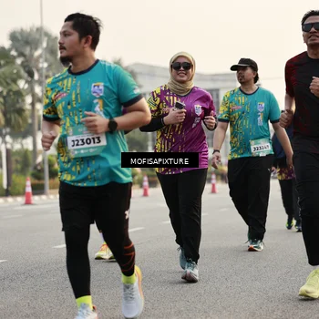 Runner Photo 5903611