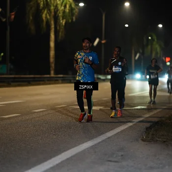 Runner Photo 5903612