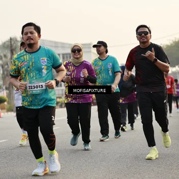 Runner Photo 5903616