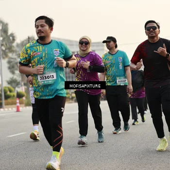Runner Photo 5903620