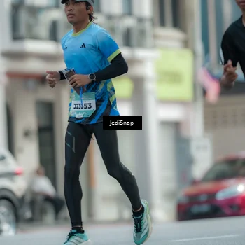 Runner Photo 5903622